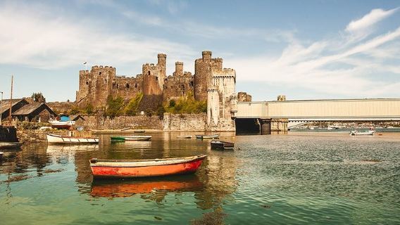 Snowdonia & Chester Day Tour from Manchester Including Admission