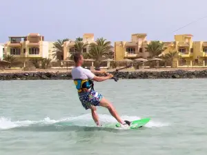 Kitesurfing 9 Hours – Ready to Ride- Hurghada