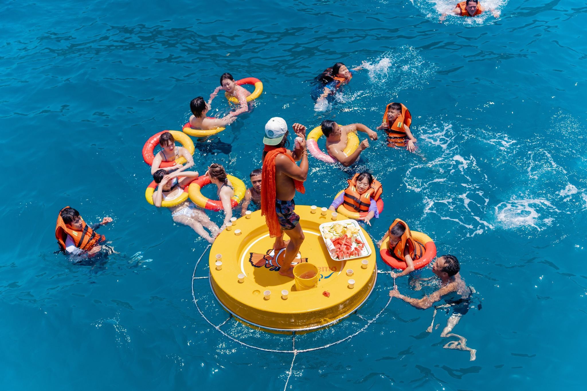 Bai Tranh Beach + Nha Trang 1-day tour [Snorkeling and Float Party]