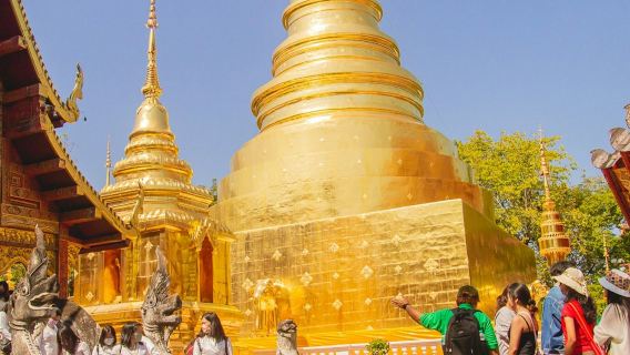 Chiang Mai Old City & Temples Guided Walking Tour – 2 Hours