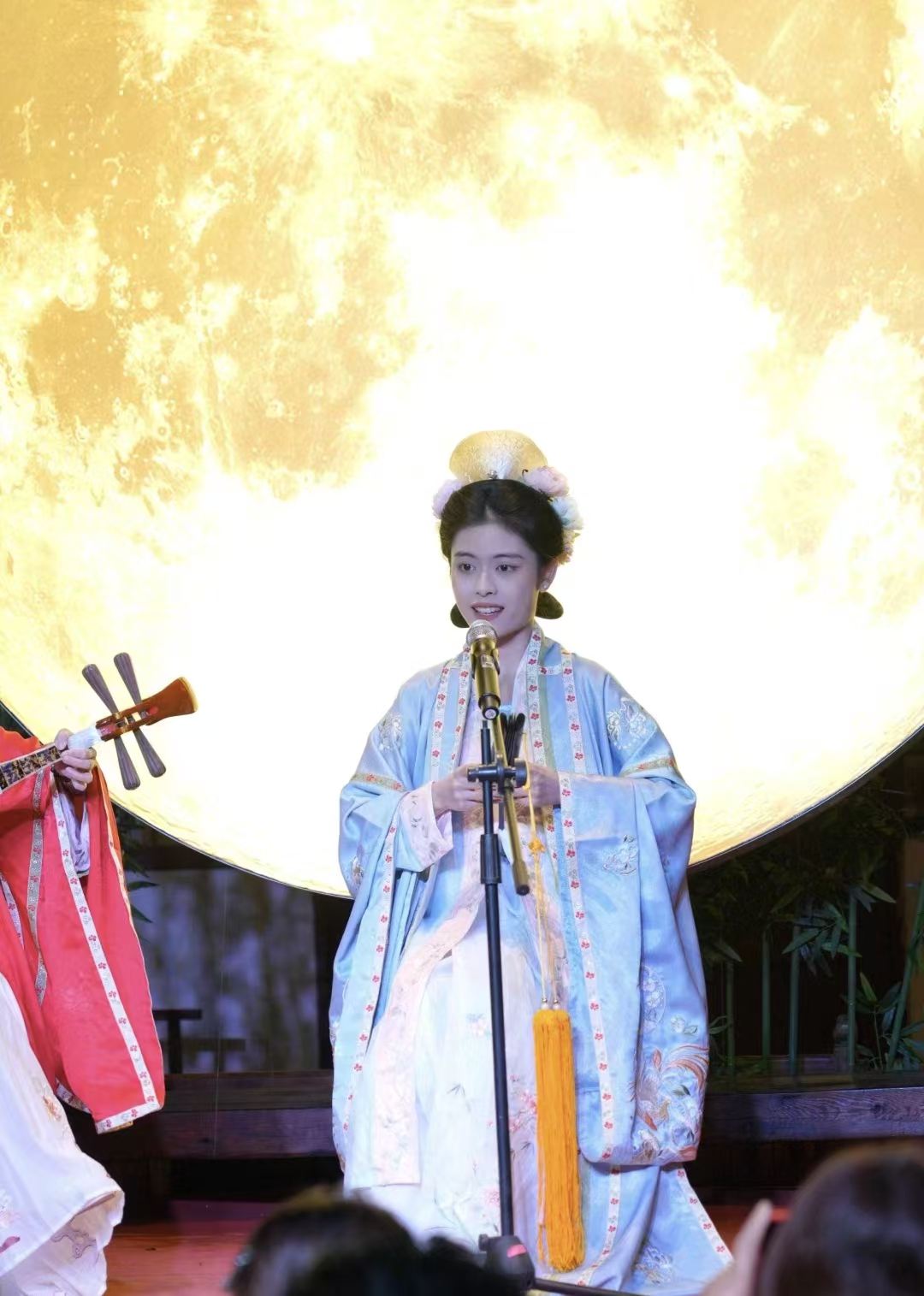 Quanzhou Minnan intangible cultural heritage experience (Quanzhou puppet show) - String puppet performance + Nanyin special performance/Quanzhou intangible cultural heritage DIY experience (Jincang embroidery/lantern making)