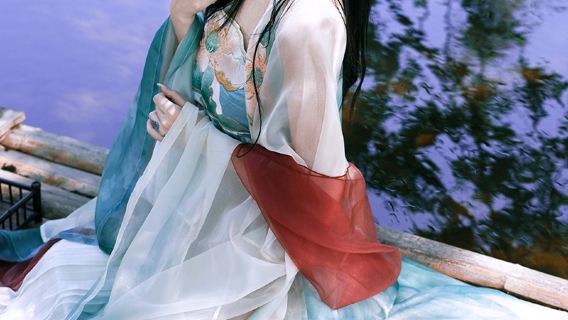 十堰の旅フォト【運転手兼ガイド兼Tripメモリー+メイクアップ&衣装+旅程カスタマイズ+ウェディング写真ドローン撮影ショートムービー+ネガフィルム全データ付き】