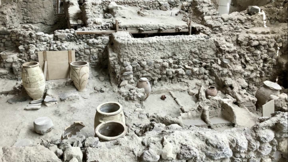 【聖托里尼】費拉小鎮+阿克羅蒂利遺址+酒莊+皮爾戈斯小鎮