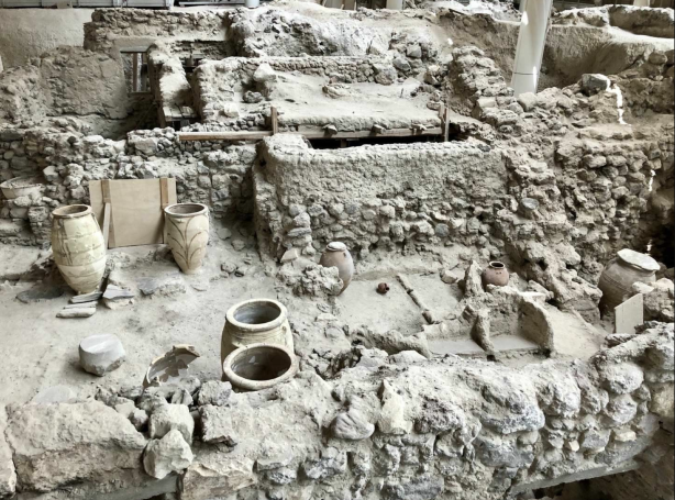 【聖托里尼】費拉小鎮+阿克罗蒂利遺址+酒莊+皮爾戈斯小鎮