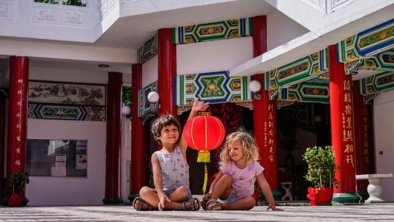 Kuala Lumpur: Private Batu Cave, National Mosque Tour, Lunch