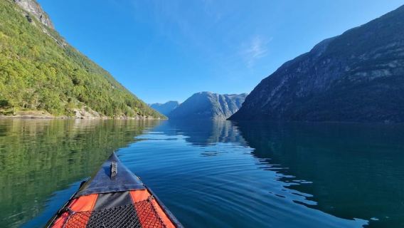Hellesylt: Beginner-Friendly Fjord Kayaking Experience