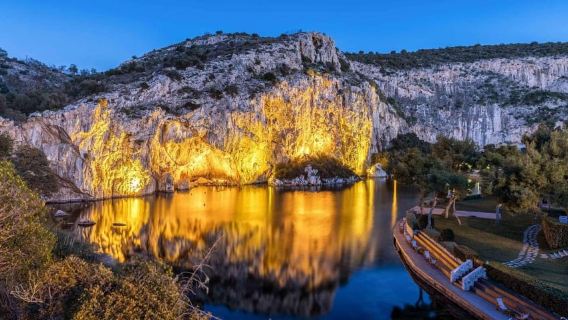 เอเธนส์: ชายหาด Attica ว่ายน้ำ ซูนิโอ และทะเลสาบ Vouliagmeni