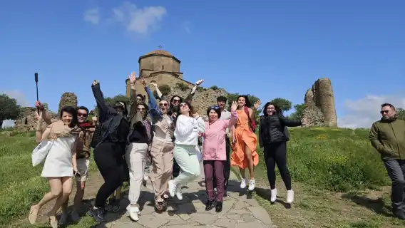 ทบิลิซี: Mtskheta Jvari Bazaar, Chronicles of Georgia & Wine