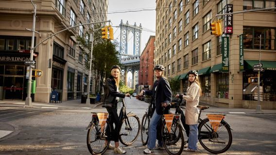 Visite à vélo du centre-ville avec des vélos hollandais élégants ou des vélos électriques !