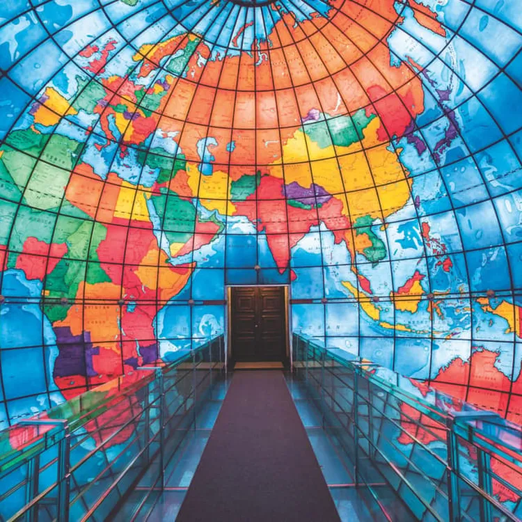 ステンドグラス　地球儀(グローブ)のベース ボストン：マッパリウム地球儀 + 世界をどう見る？ | Trip.com