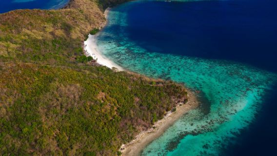 Tagesausflug zur Inselhüpfen auf den Philippinen in El Nido Route B: Höhlen & Inseln