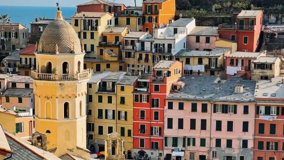 Partenza da Firenze: Tour di un giorno a Cinque Terre e Pisa (piccolo gruppo di 8 persone in inglese, punto di ritrovo)