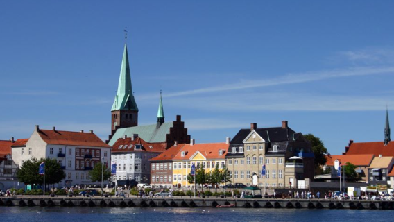 哥本哈根文藝漫遊：古堡落日、海事記憶、藝術展廳，療癒系一日行