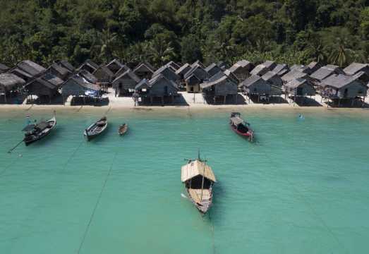 Surin Day Trip Full-Day Tour by Speedboat Surin Day Trip Full-Day Tour by Speedboat