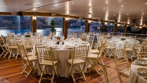 Lisboa: Crucero con fiesta al atardecer con DJ y barra libre