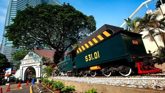 馬來西亞吉隆坡｜ 旅遊陪同翻譯｜ 展會陪同翻譯｜ 商務洽談｜ 接機｜ 地接（可私人定制）