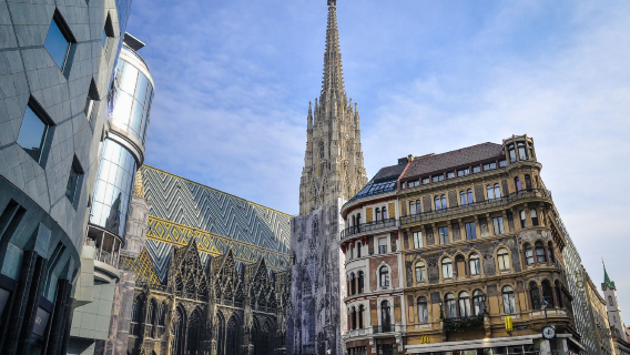 奧地利 維也納：機場-飯店 點對點接駁｜中文包車｜行程定制