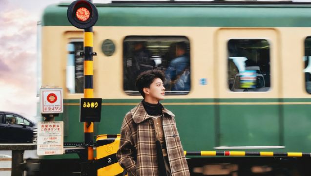 Anime Tour | A Day Trip to Kamakura High School, Kamakura Great Buddha, Enoden Railway, and Tsurugaoka Hachimangu Shrine in Japan