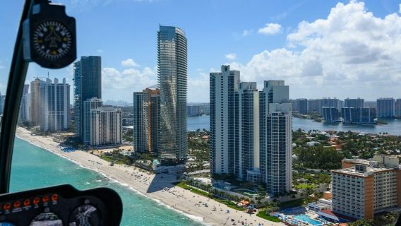 Guitar Hotel & Miami Gold Coast: 45-Minute Helicopter Tour from Ft. Lauderdale
