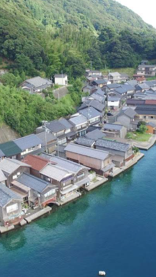 1-day tour private charter in Osaka/Kyoto to Amanohashidate, Ine no Funaya or Lake Biwa. Customizable itinerary.