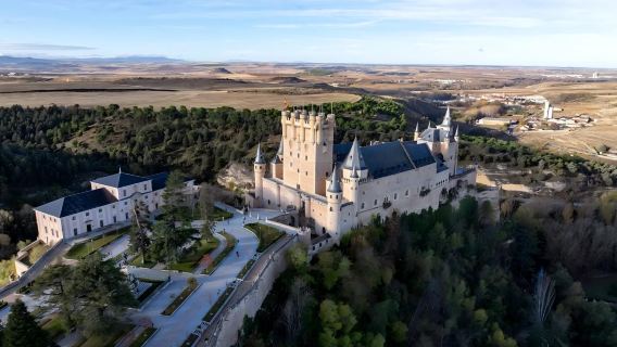 Sepanyol Madrid - Akuaduk Segovia - Kisah Dua Bandar - Bandar Lama Toledo - sewaan peribadi - Pilihan terbaik