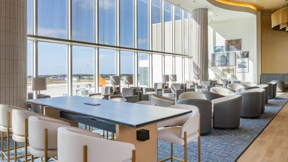 US airport|VIP lounge pass at Orlando International Airport|MCO airport VIP lounge pass/transfer|flight waiting|rest