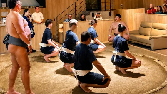 Kyoto: Sfida il Sumo! Spettacolo ed esperienza interattiva