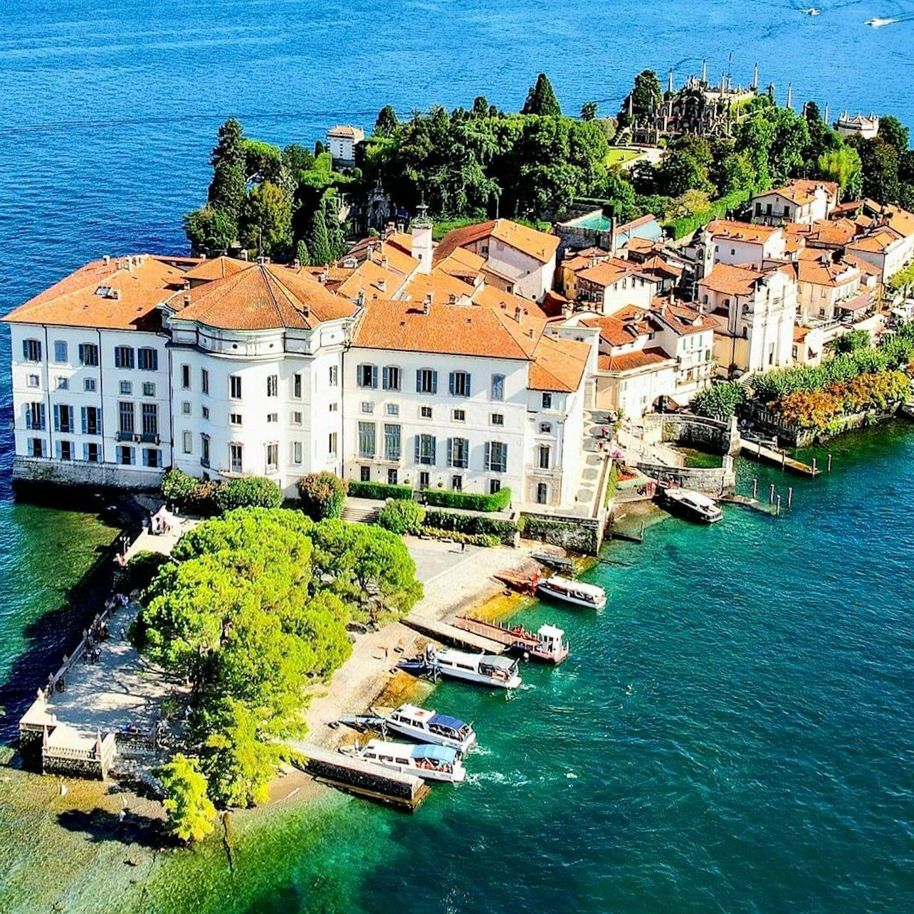 Isola Madre e Isola Bella: recorrido en barco con paradas libres
