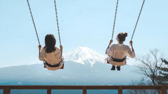 Tokyo Mount Fuji 1-day tour: Panoramic cable car at Lake Kawaguchi + popular Lawson store visit · Includes cable car ticket