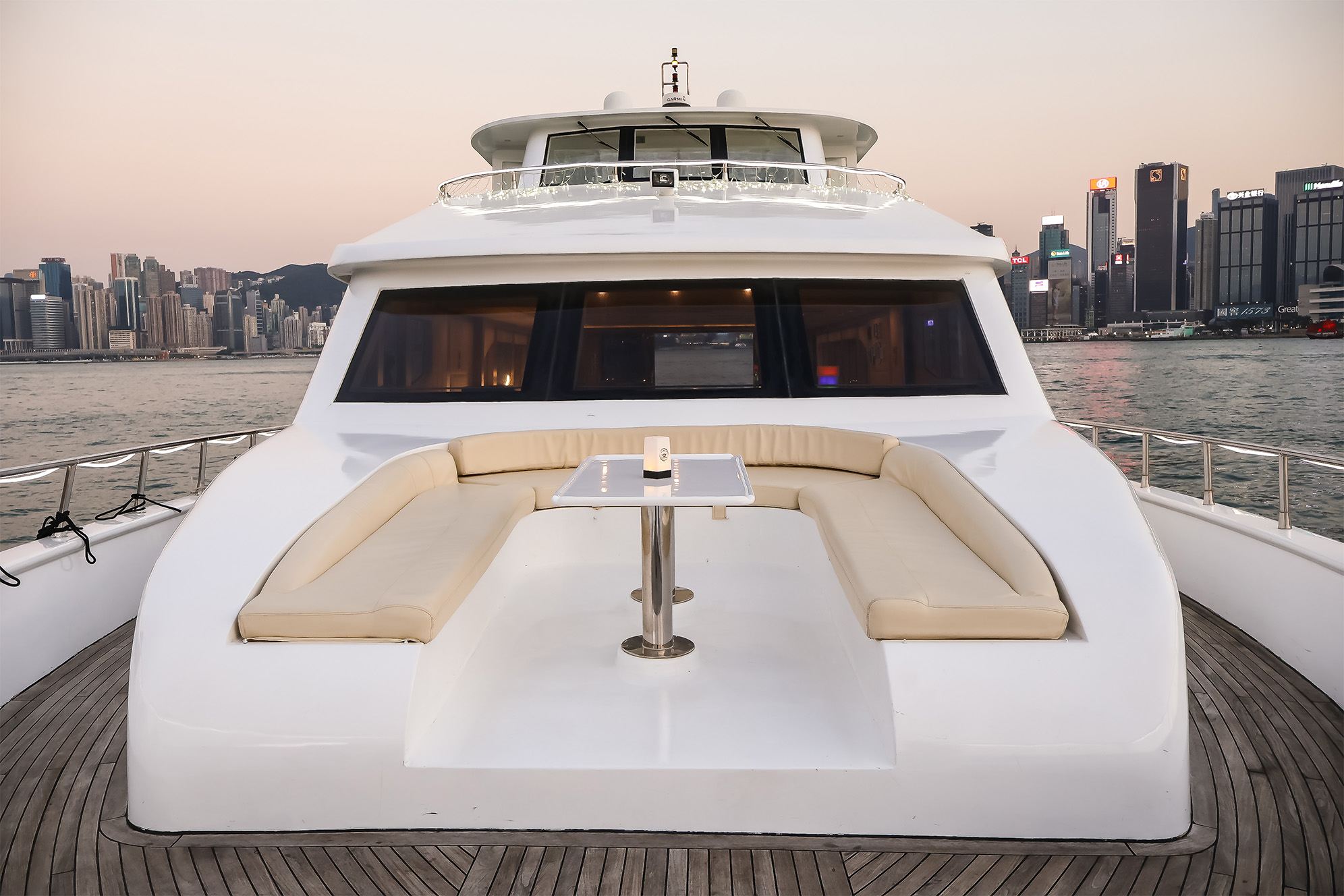 Hong Kong Skyline Tour Victoria Harbour Cruise