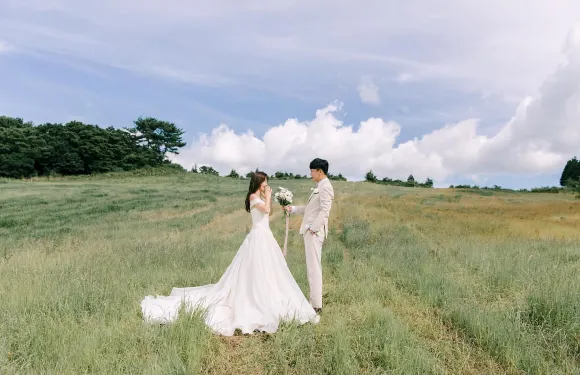 湛江Trip Moments【婚禮跟拍航拍街拍抓拍約拍/婚紗寫真/商業攝影攝像/翻譯】