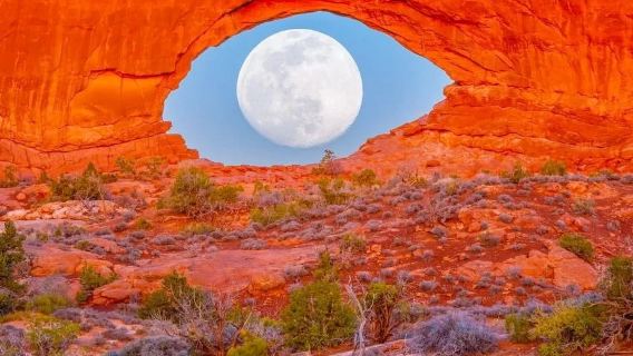 美國私享行-Vegas地標深度遊[火焰谷+七彩石]-安全無憂