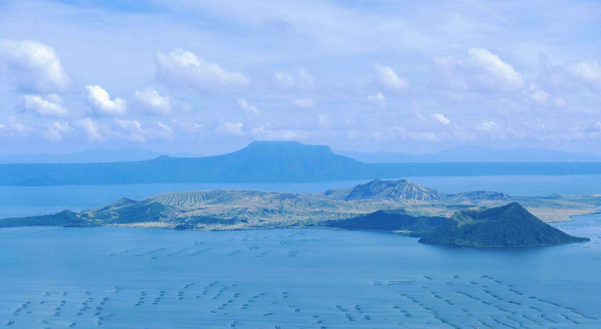 Tour di un giorno a Tagaytay da Manila, Filippine [Starbucks Tagaytay + ristorante alla moda + Sky Ranch]