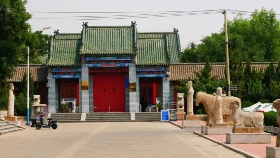 Perjalanan satu hari dengan layanan bahasa Inggris dan Mandarin di Dezhou, Shandong: Kanal Kuno, Taman Dongzi, Makam Raja Sulu, dan Sungai Kuning Lama