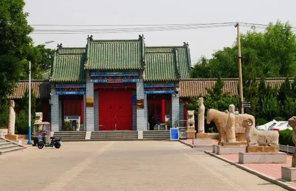 山東德州古運河+董子園+蘇祿王墓+黃河故道一日遊中英文服務