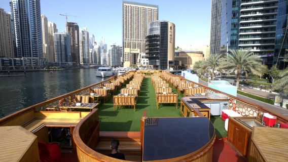 Дубай: новогодний круиз Ocean Empress с ужином и фейерверком