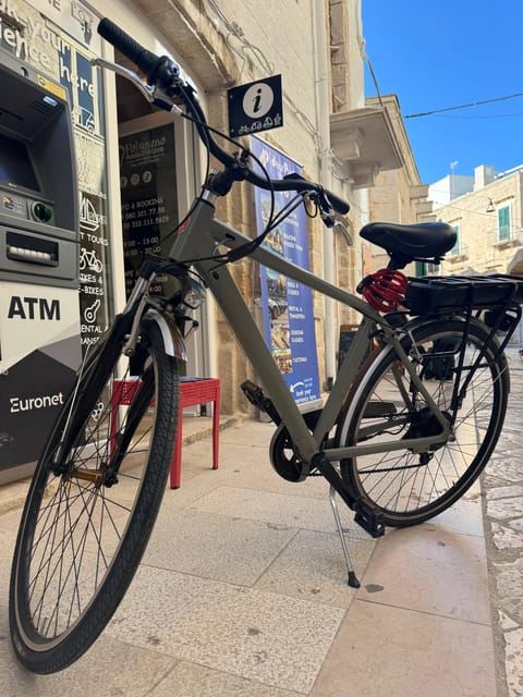 Polignano a Mare: E-Bike rental