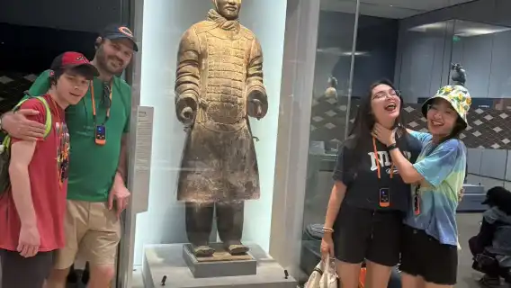 Mini Group Xian Day Tour to Terracotta Army, City Wall, Pagoda and Muslim Quarter