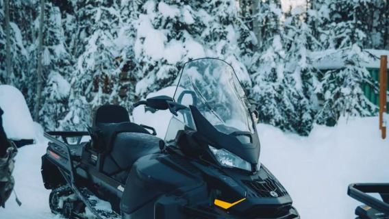 美國費爾班克斯雪地摩托+冰釣體驗+追極光【中文定制包車】