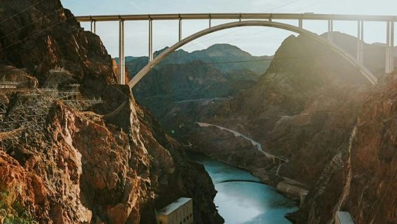 Las Vegas: Guided VIP Hoover Dam Tour + Off-Road Adventure + Lunch