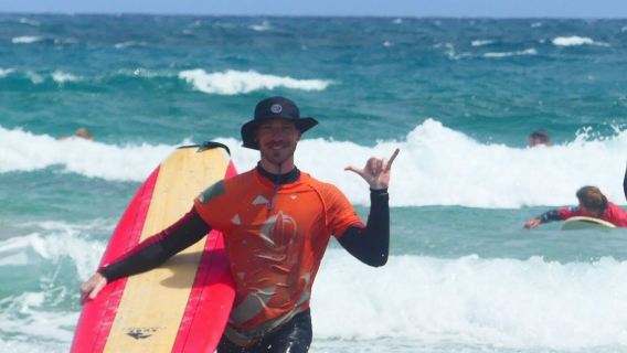 Famara Beach: 4-Hr Surfing Lesson