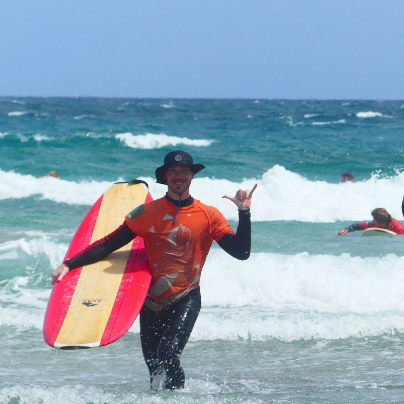 Playa de Famara: Clase de surf de 4 horas