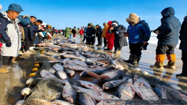 Local guide takes you to experience the Chagan Lake Winter Fishing with a private charter 1-day tour
