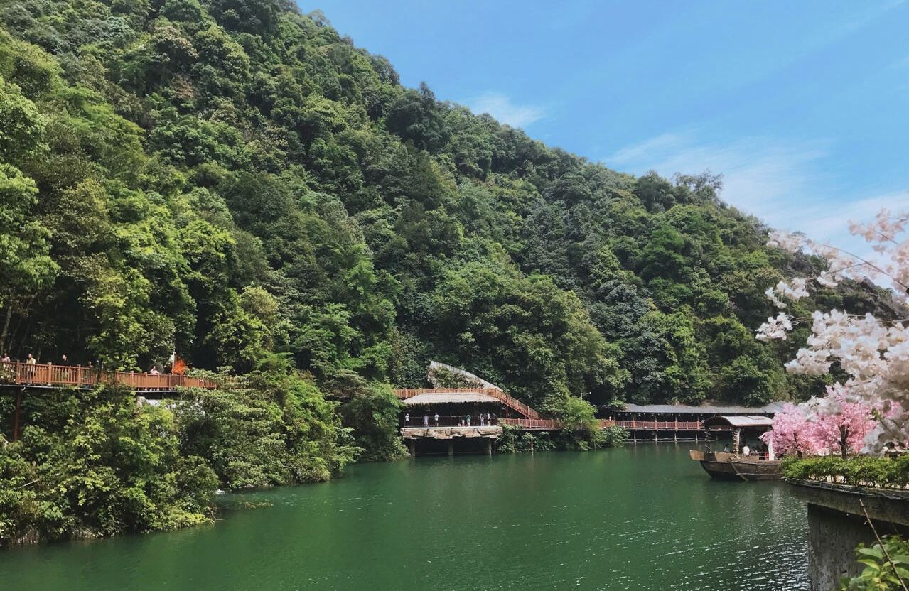 韶關乳源雲門山+過山瑤風情園+含門票一日遊|私家小團上門接送