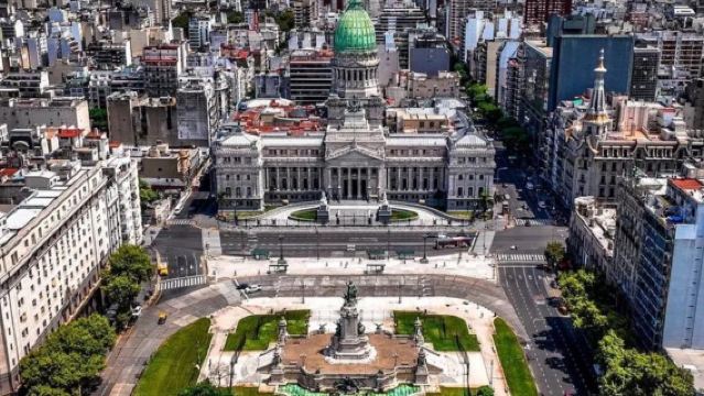 阿根廷布宜諾斯艾利斯方尖碑-五月廣場-私家包車-探索探戈劇場