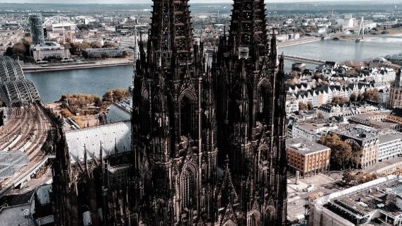 1-day round-trip tour from Amsterdam to Cologne Cathedral and the Rhein
