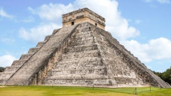 Chichen Itza Private Tour with Transport and Local Guide
