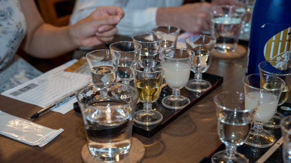 3-timmars insiderrundtur i Kyoto på ett sakeribryggeri inklusive provning och kombination
