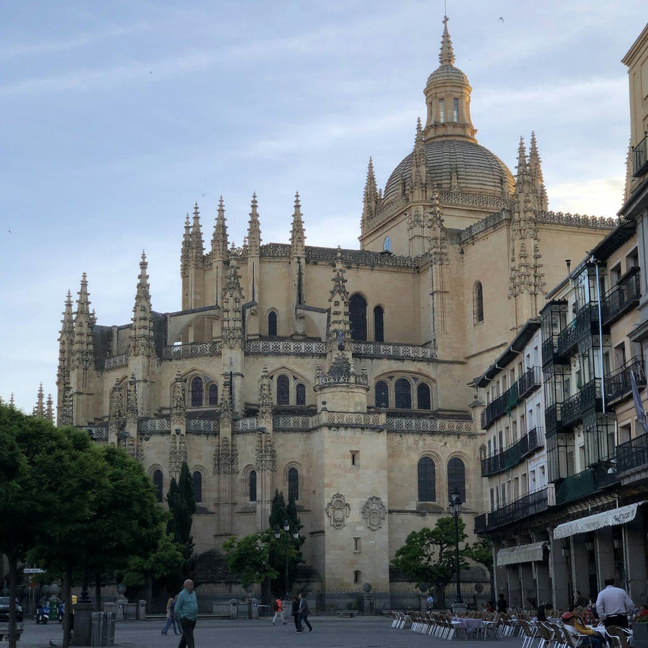Visita guiada a Segovia: ciudad, catedral y alcázar