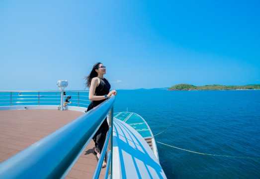 3-Island Tour and Nautilus Cruise